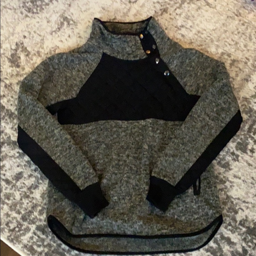 Abercrombie & Fitch Snap Up Fleece